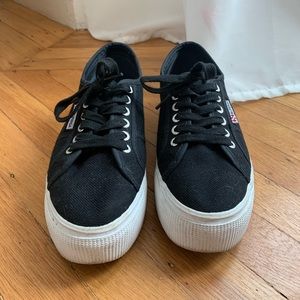 Black, canvas, platform Supergas!
